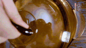 加山藥、毛豆再煮15分鐘。