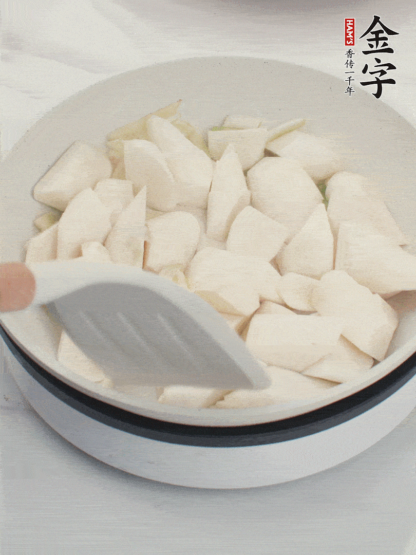 加茭白煸炒。